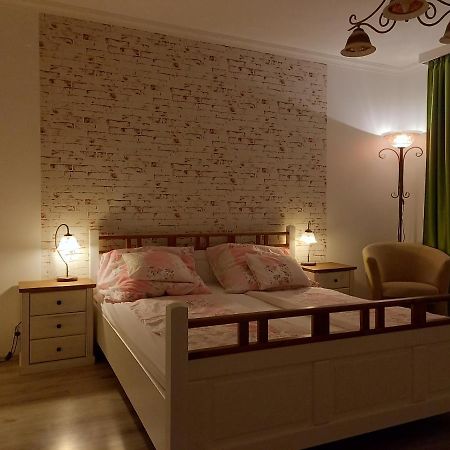 Kardos Apartman Дебрецен Екстер'єр фото