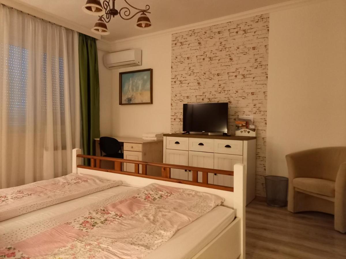 Kardos Apartman Дебрецен Екстер'єр фото